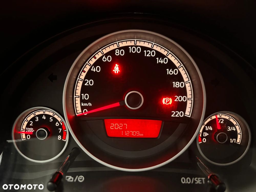 Volkswagen up! 1.0 move - 6