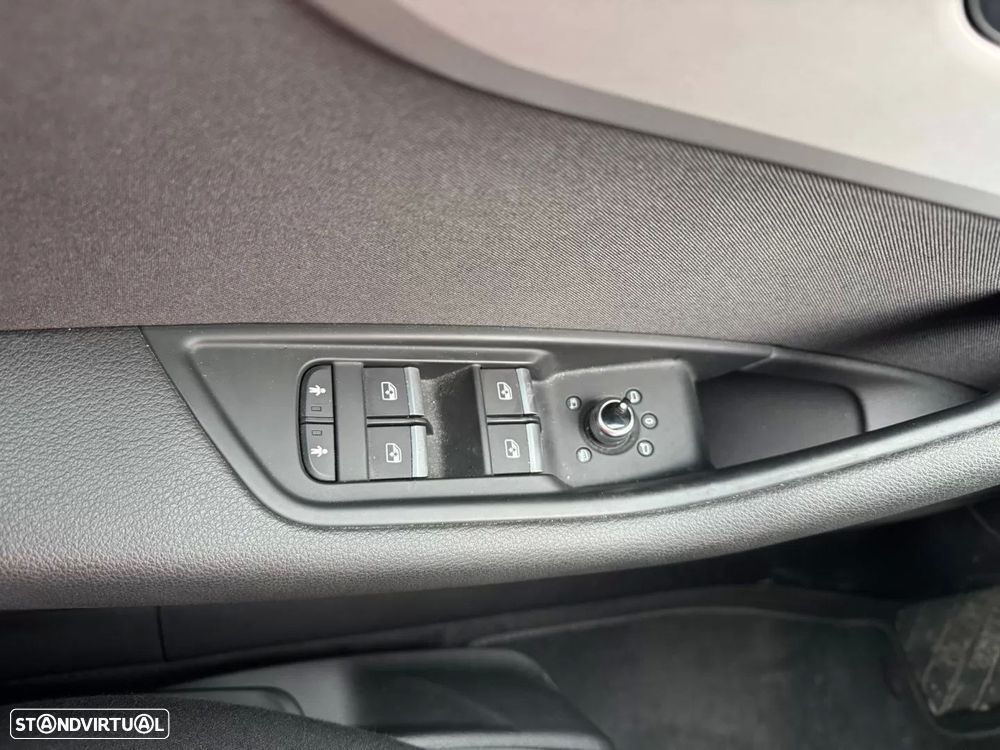 Audi A4 Avant 2.0 TDI S tronic - 7