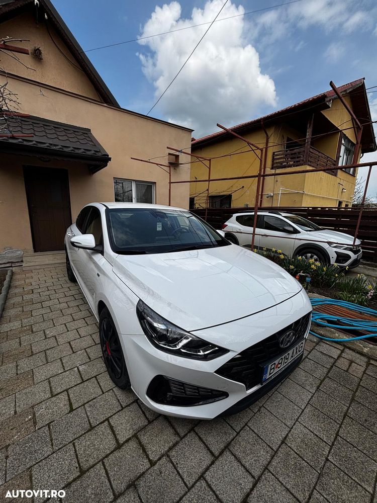 Hyundai i30 1.5 T-GDI 160CP MHEV 5DR 7DCT Highway - 7