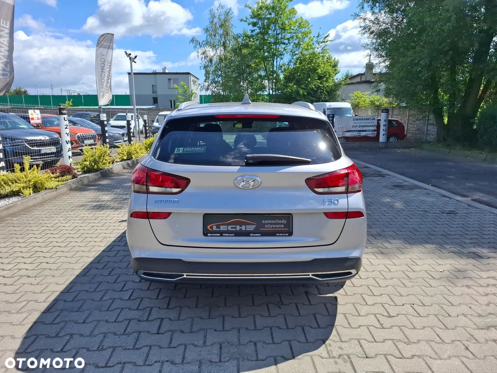 Hyundai i30 - 12
