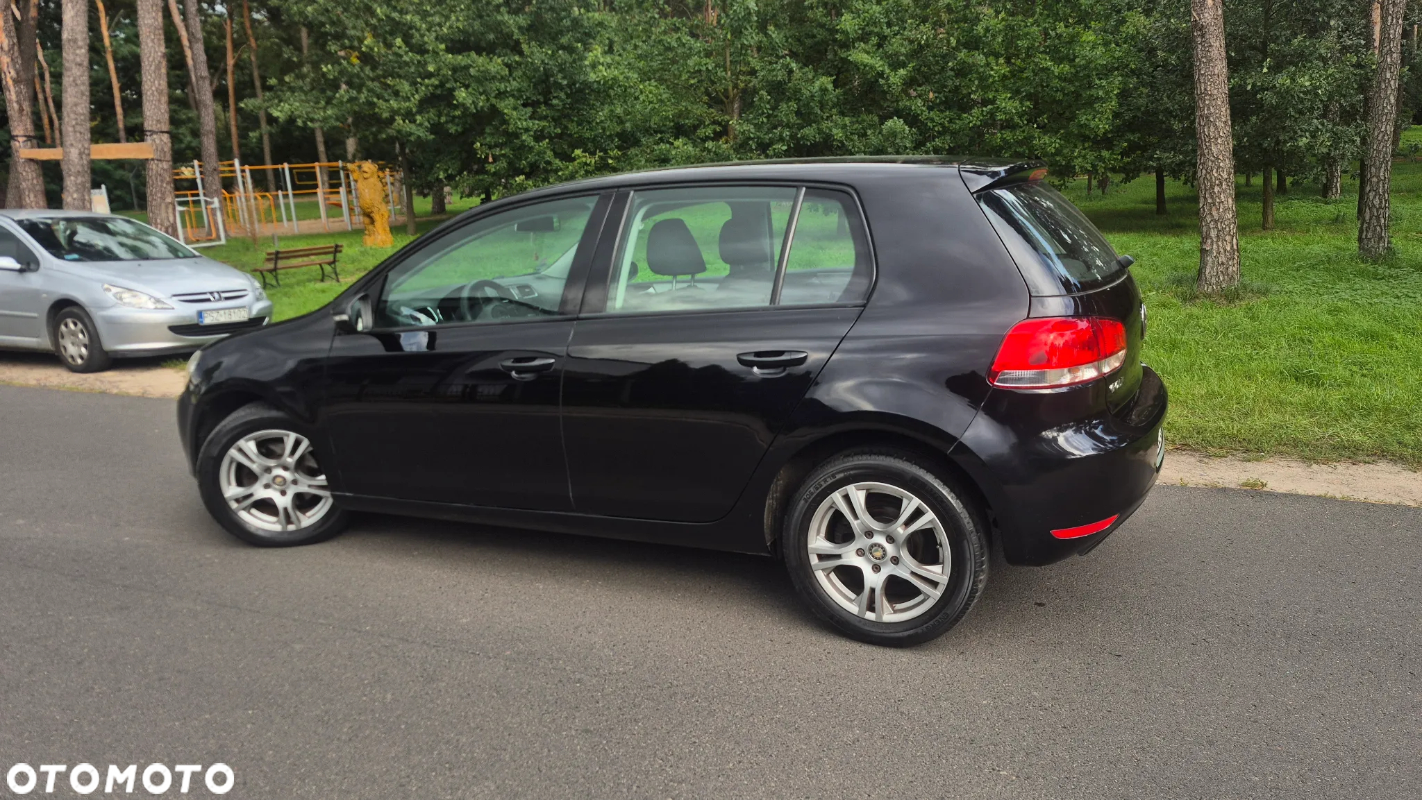 Volkswagen Golf V 1.6 Comfortline - 16
