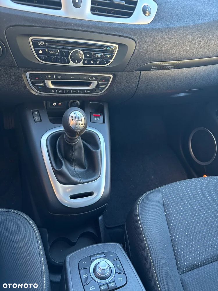 Renault Scenic 2011 photo 3