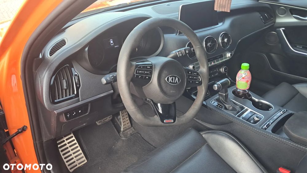 Kia Stinger - 6