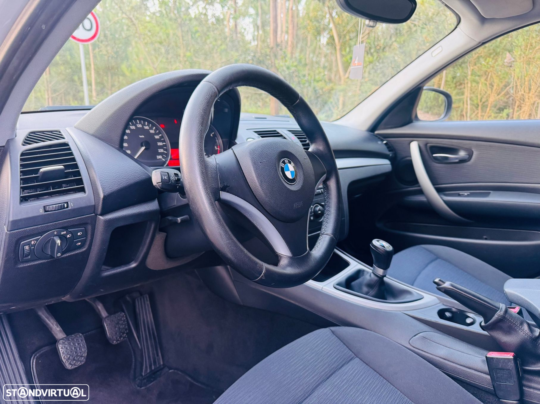 BMW 118 d Line Sport - 17