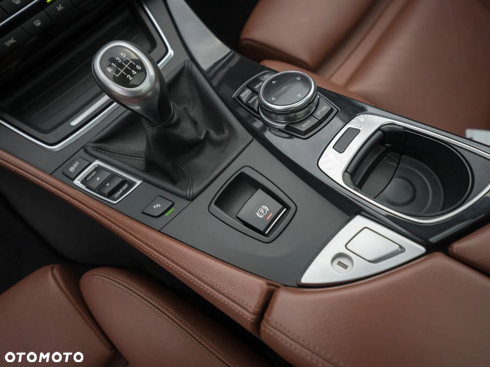 BMW Seria 5 525d Modern Line - 35