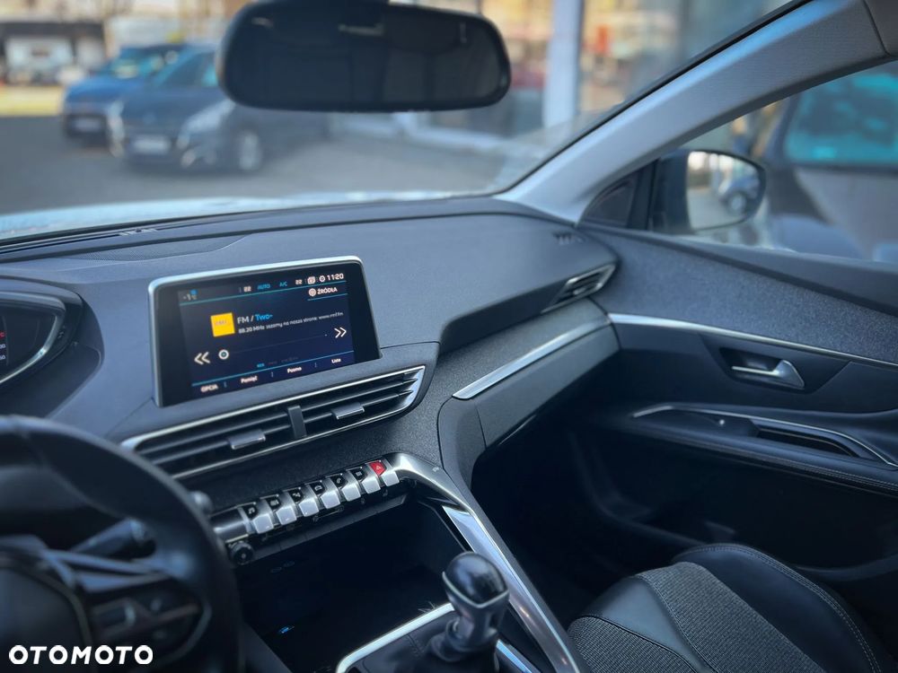 Peugeot 3008 HDi FAP 150 Premium - 17