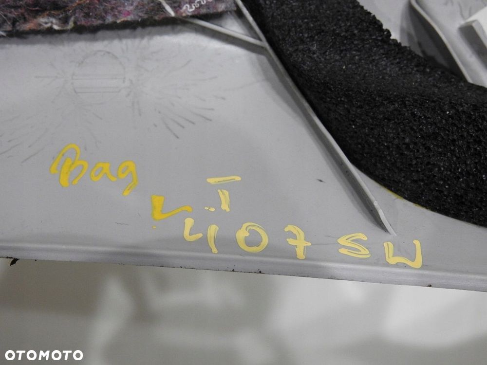 OSŁONA SŁUPKA LEWY TYŁ C PEUGEOT 407 SW - 6