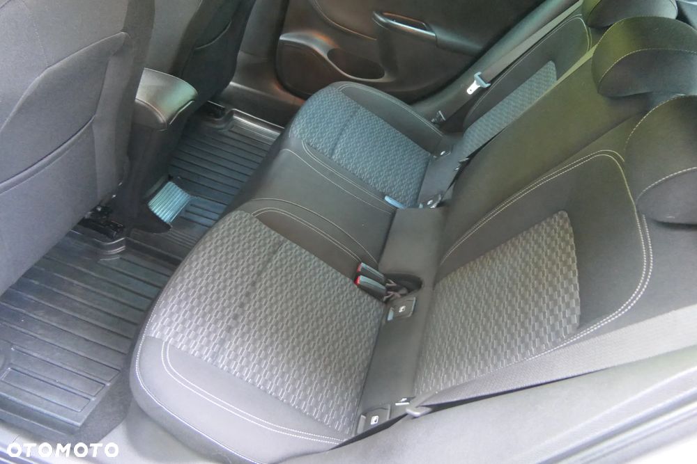 Opel Astra 1.4 Turbo Dynamic - 21