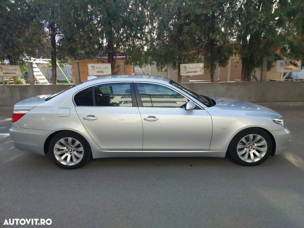 BMW Seria 5 520d Aut. - 4