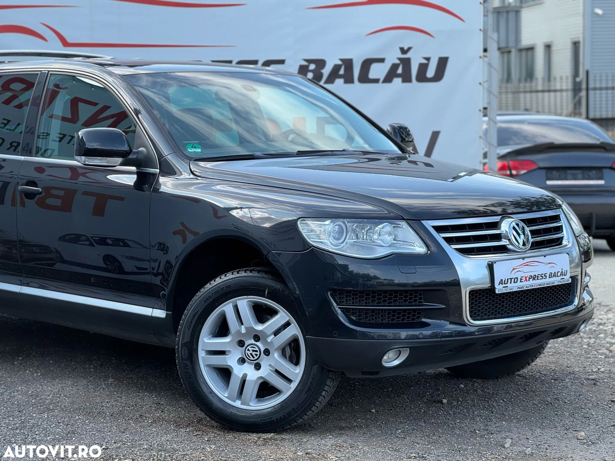 Volkswagen Touareg 3.0 V6 TDI DPF Automatik Individual - 10