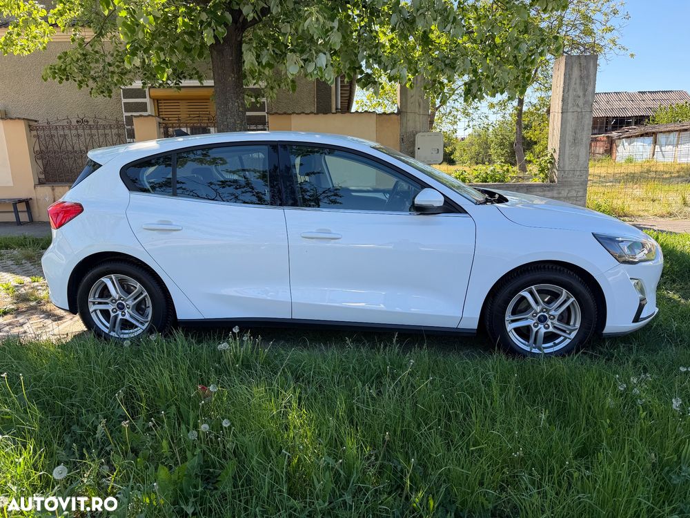 Ford Focus 1.0 EcoBoost Titanium Business - 1