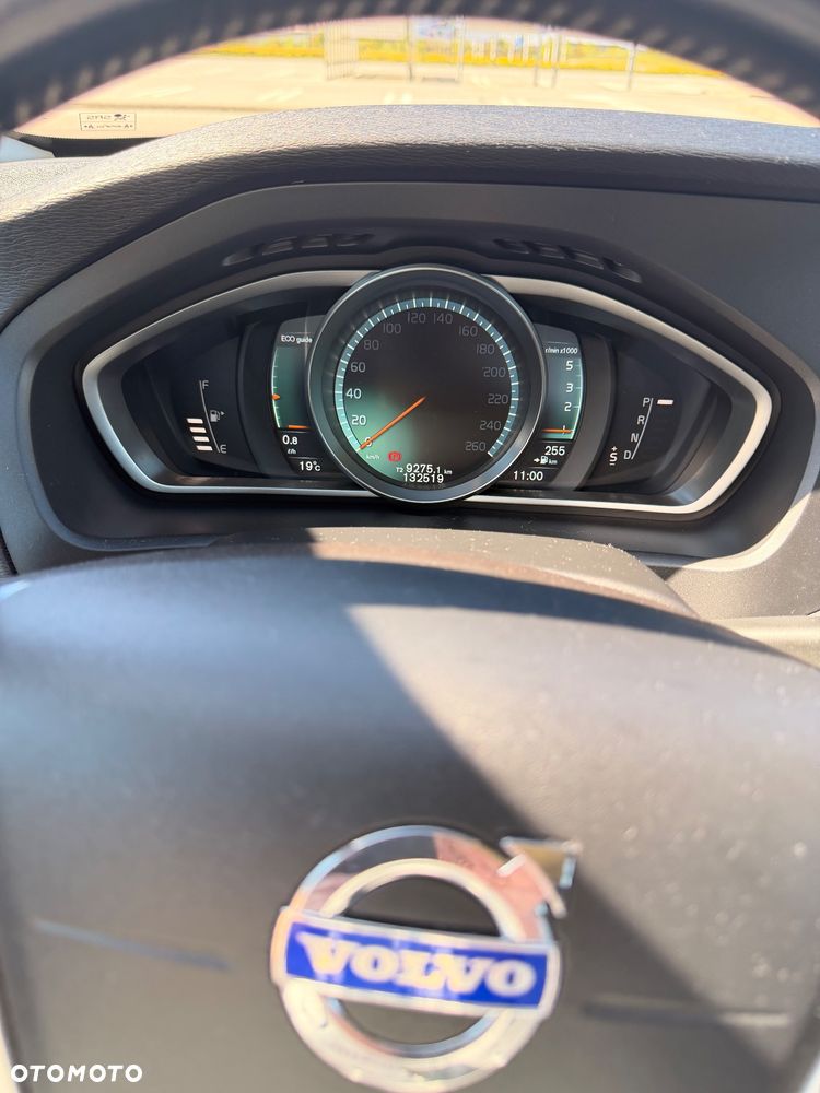 Volvo V40 Cross Country D2 Powershift Momentum - 8
