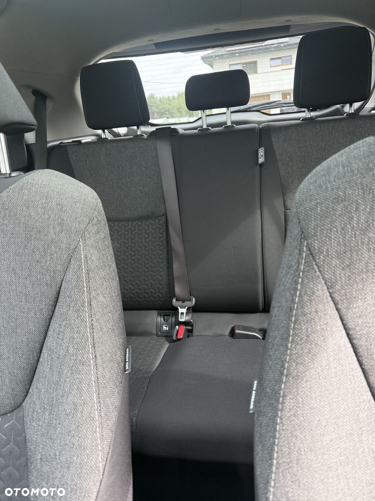 Toyota Yaris Cross - 18