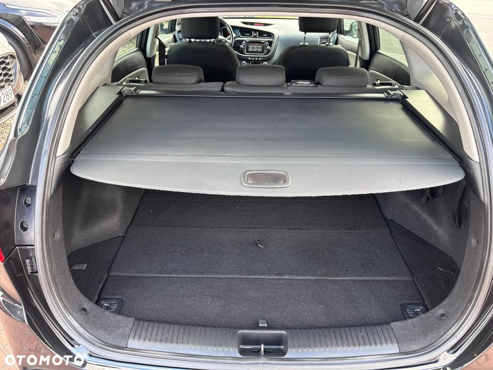 Kia Ceed 1.6 GDI Spirit - 27