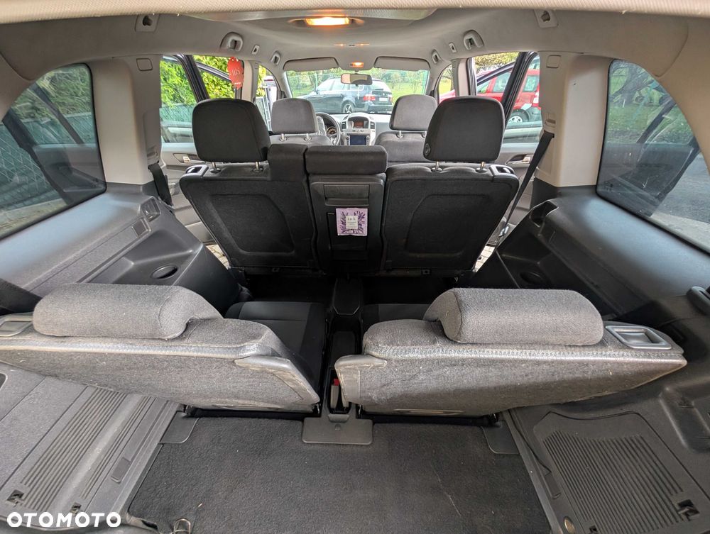 Opel Zafira - 6
