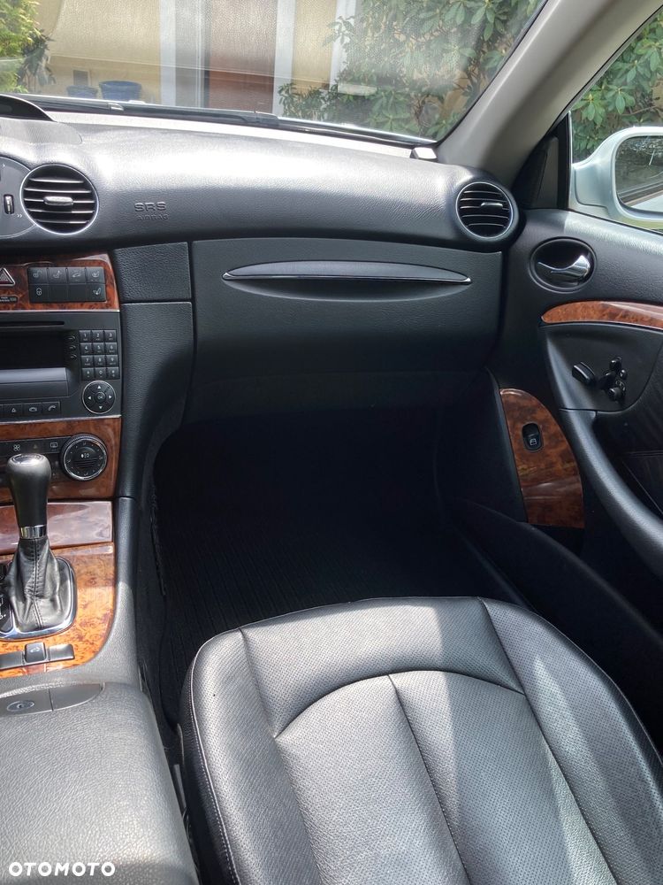 Mercedes-Benz CLK - 6