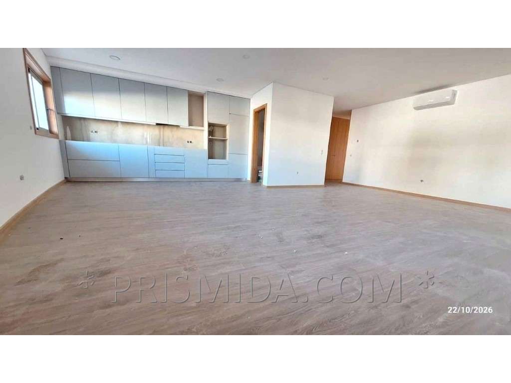 Apartamento T3 c/terraço - Grande imagem: 5/14