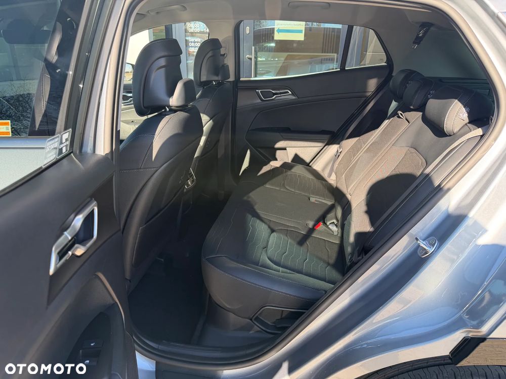 Kia Sportage 1.6 T-GDI HEV L 2WD - 6