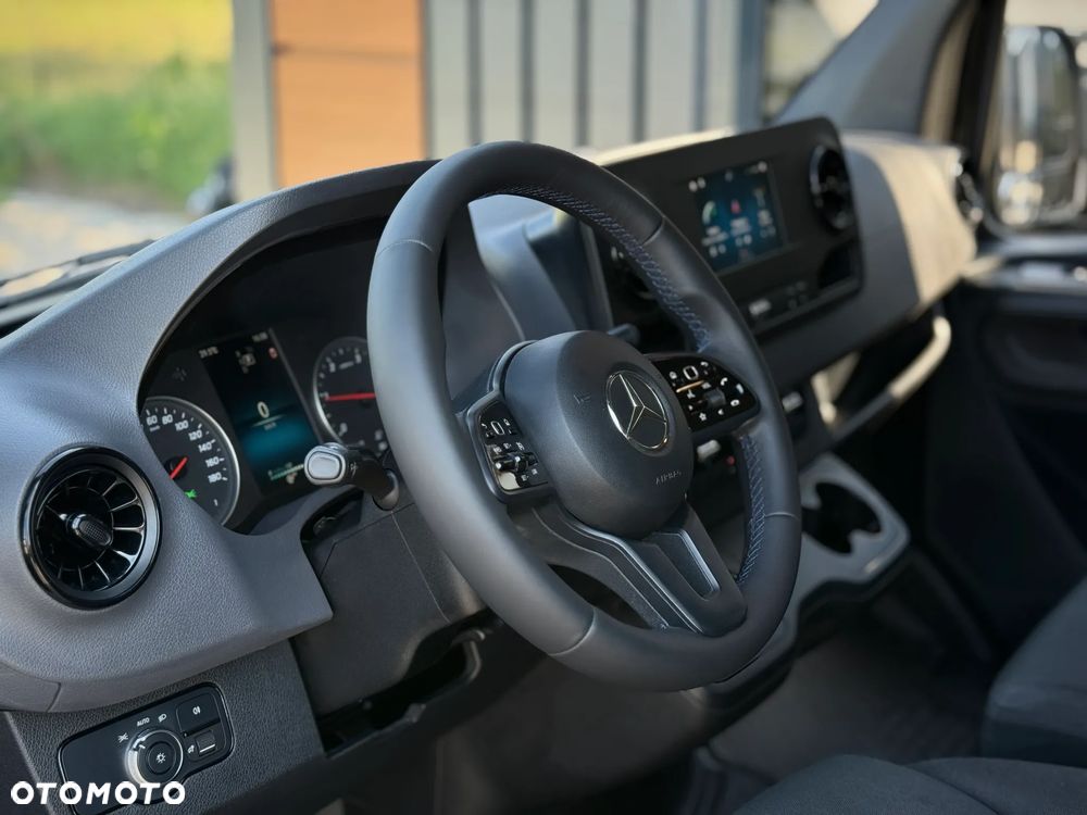 Mercedes-Benz Sprinter 315 CDI / Maxi L3 H2 / 2021 ROK Automat 9G Tronic / Czarny / Reflektory LED / Zarejestrowany w PL - 21