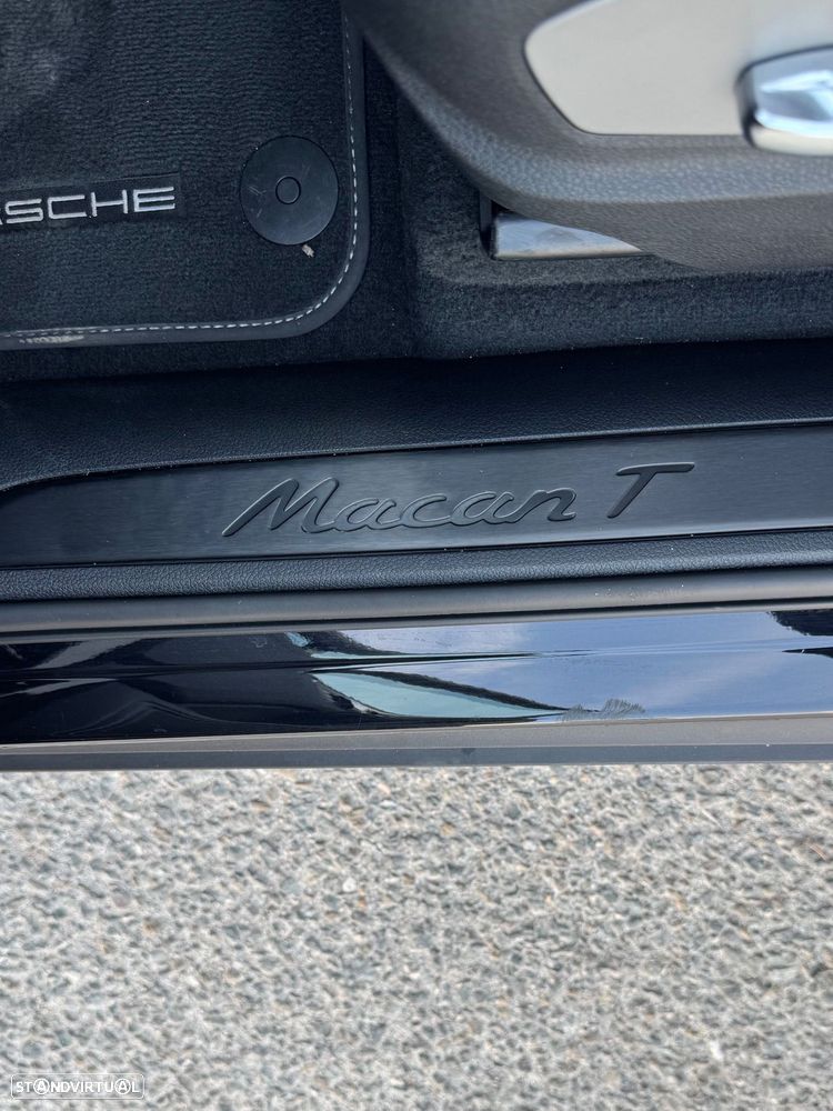 Porsche Macan T - 22