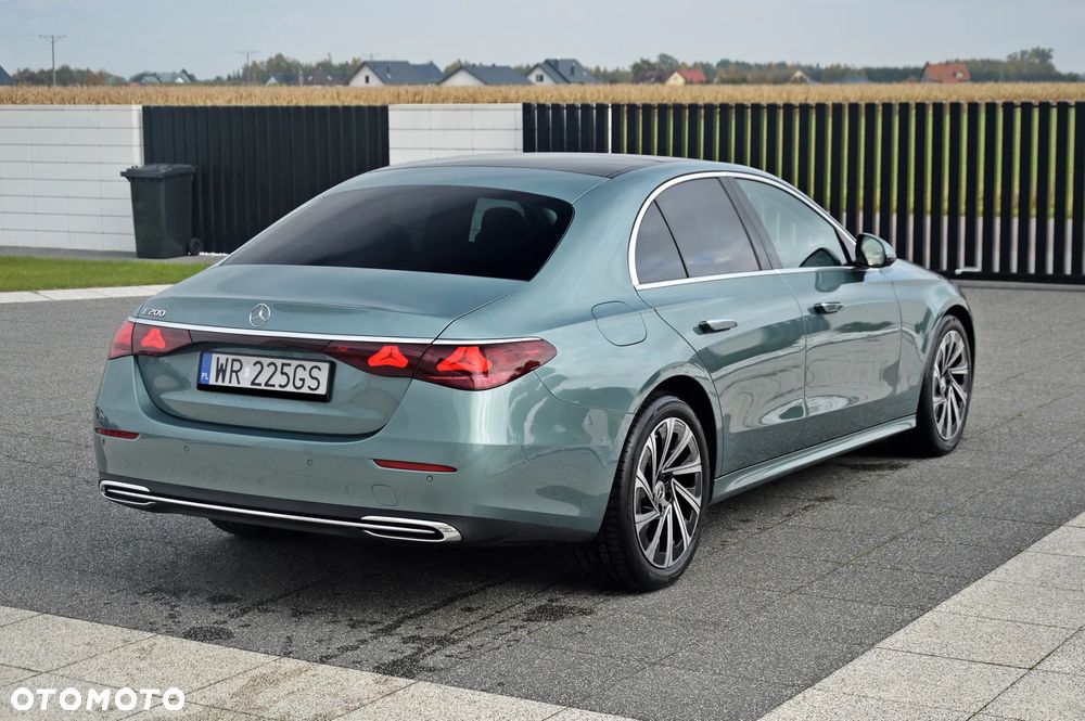 Mercedes-Benz Klasa E 200 Avantgarde - 4
