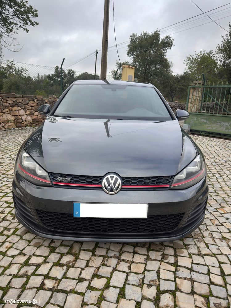 VW Golf GTI Performance BlueMotion - 1