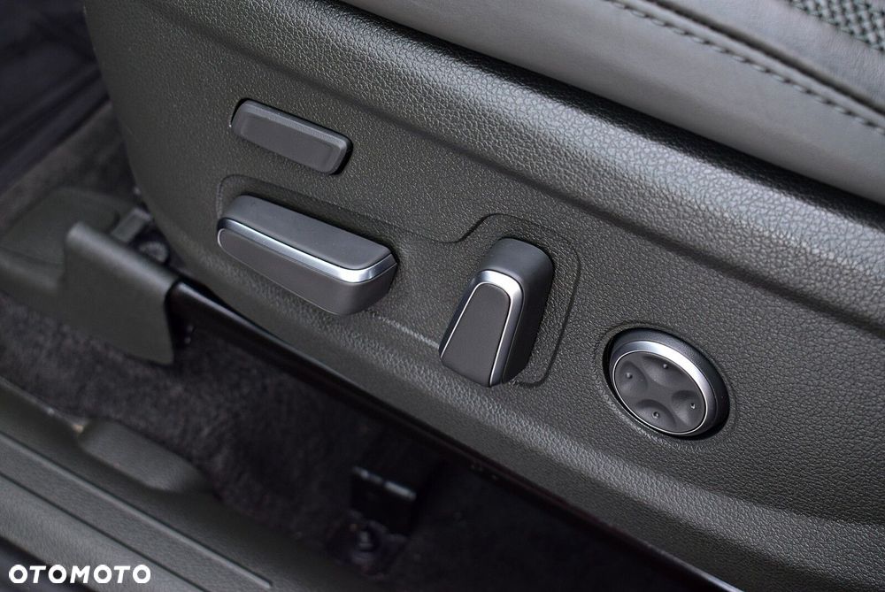 Hyundai Santa Fe - 12