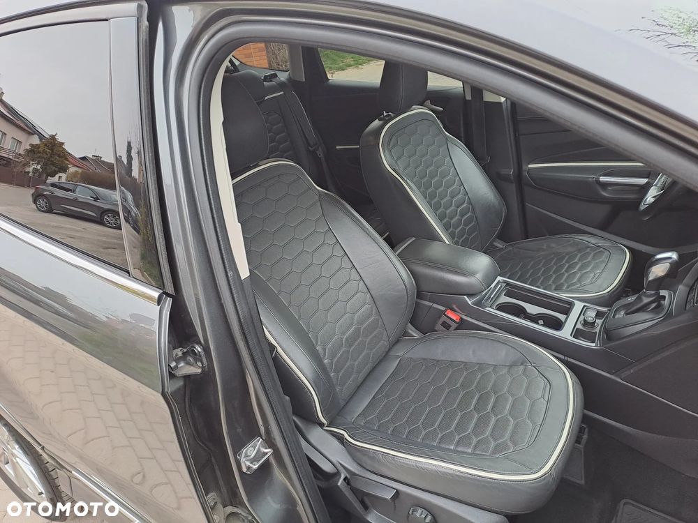 Ford Kuga 2.0 TDCi 4x4 Vignale - 16