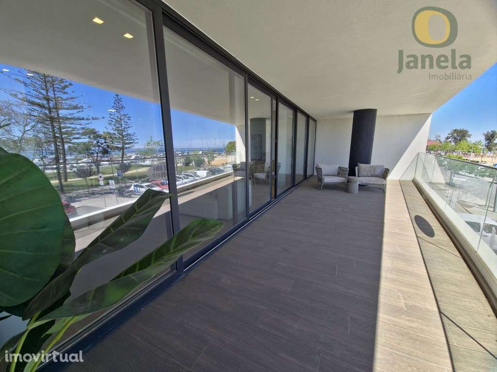 Extraordinário T2 1ª linha de MAR em Olhão - Grande imagem: 3/39