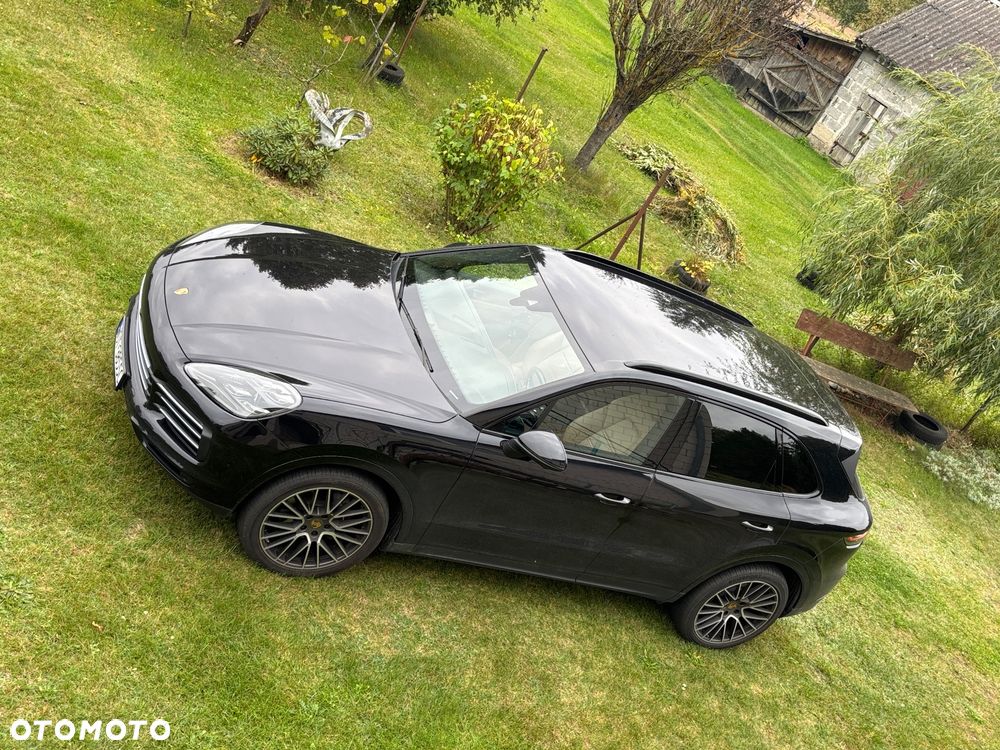 Porsche Cayenne Standard - 36
