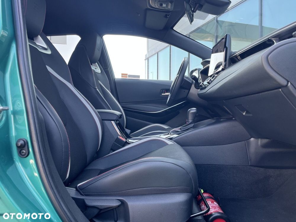 Toyota Corolla 1.8 Hybrid GR Sport - 17