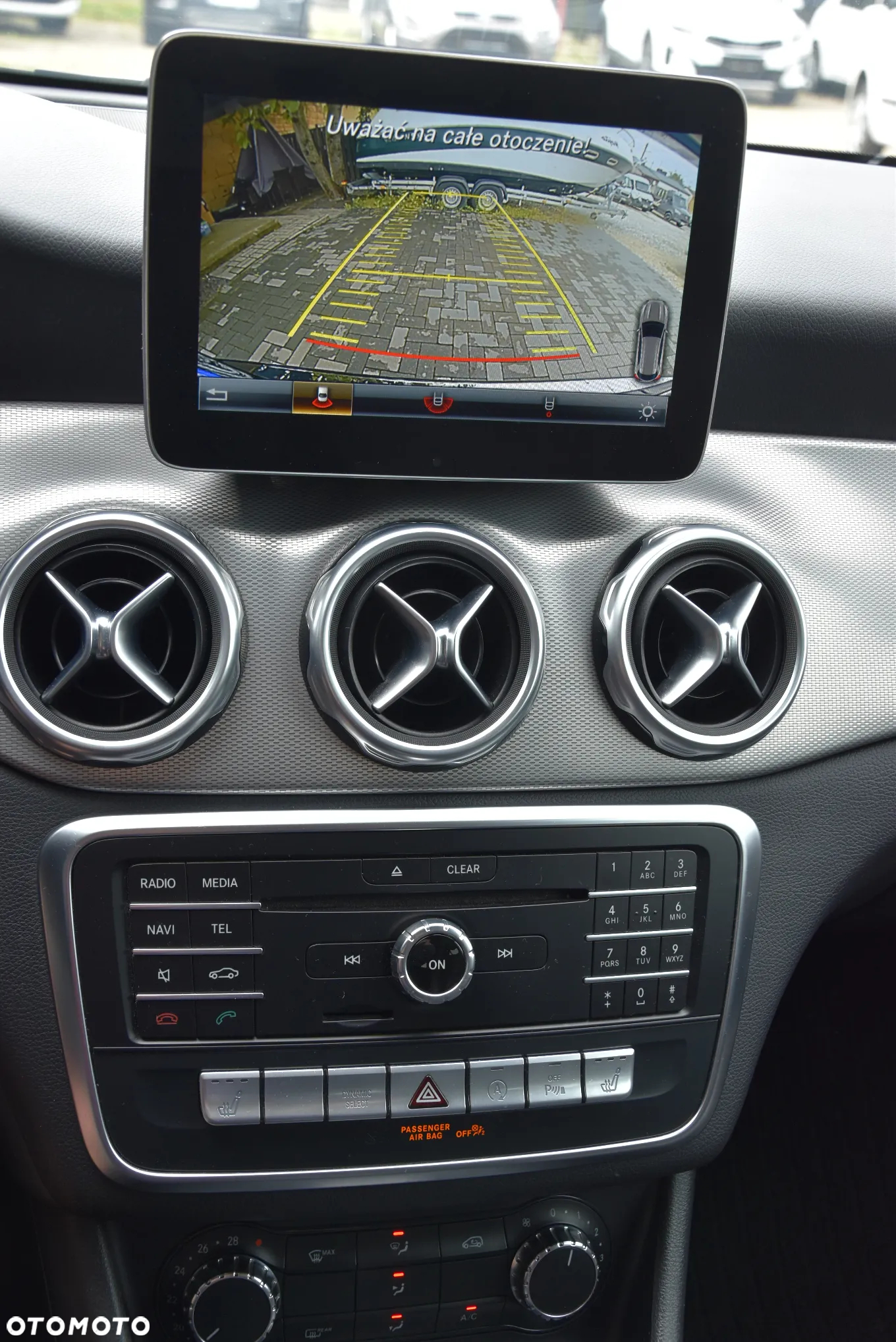 Mercedes-Benz GLA 180 CDI 7G-DCT Edition 1 - 17
