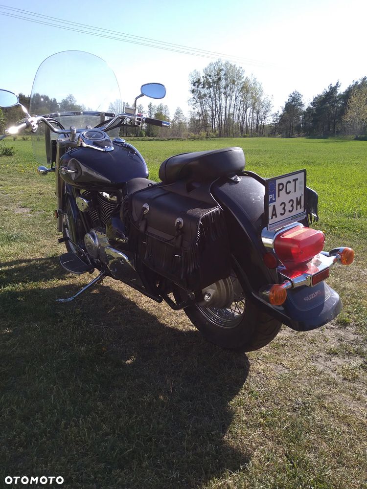 Suzuki VL 800 Volusia - Boulevard C50 - 2