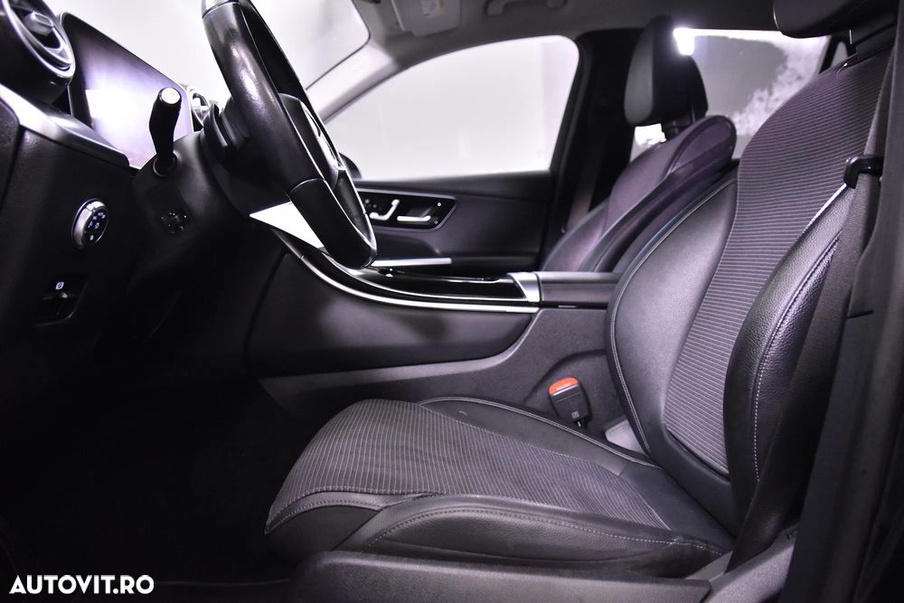Mercedes-Benz GLC 220 d 4MATIC MHEV - 23