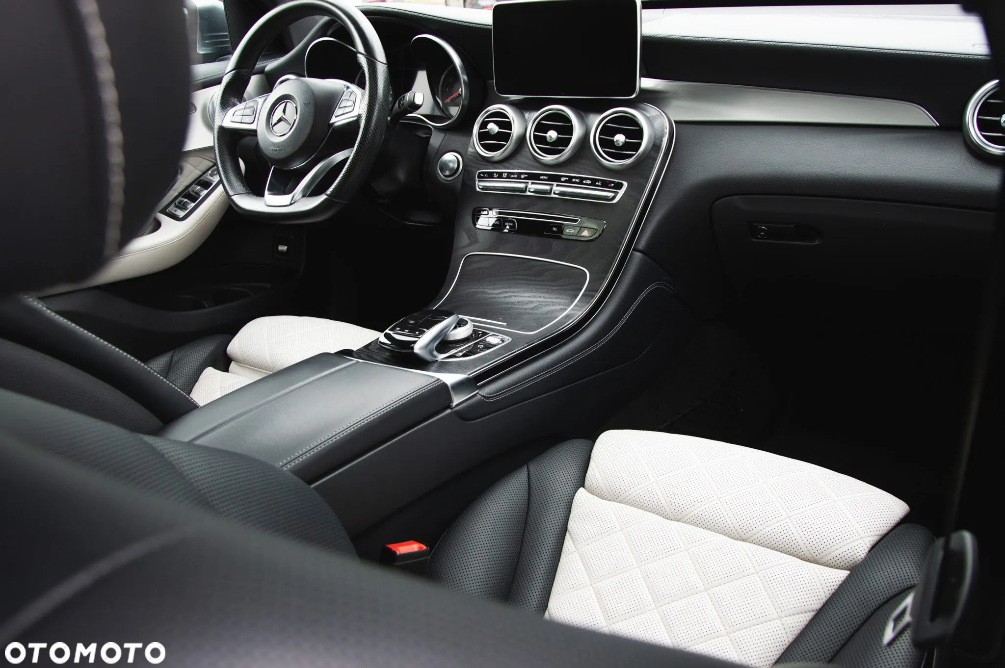 Mercedes-Benz GLC Coupe 300 4-Matic - 9