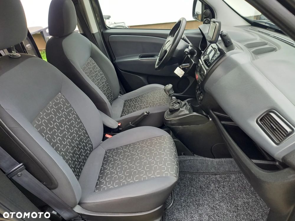 Fiat Doblo 1.4 16V Dynamic - 25