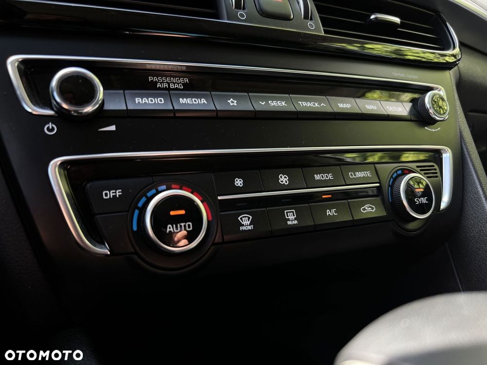 Kia Optima 1.6 T-GDI L DCT - 18