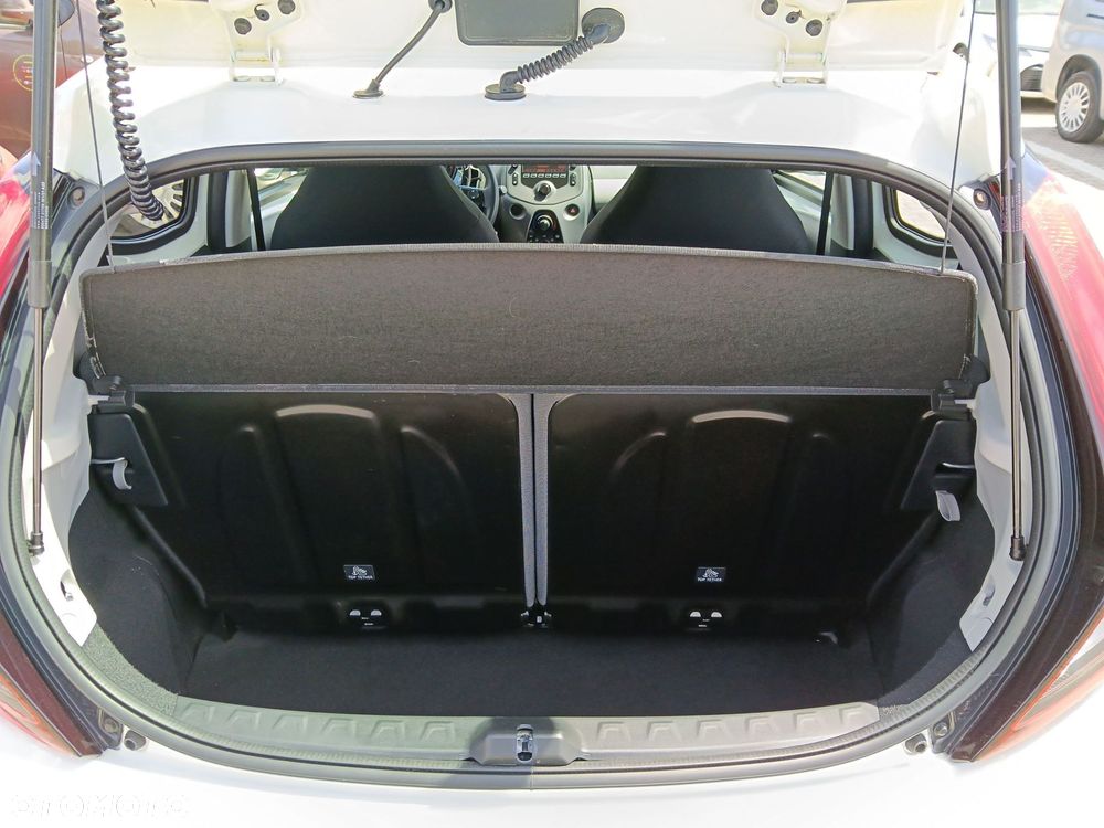 Toyota Aygo - 16