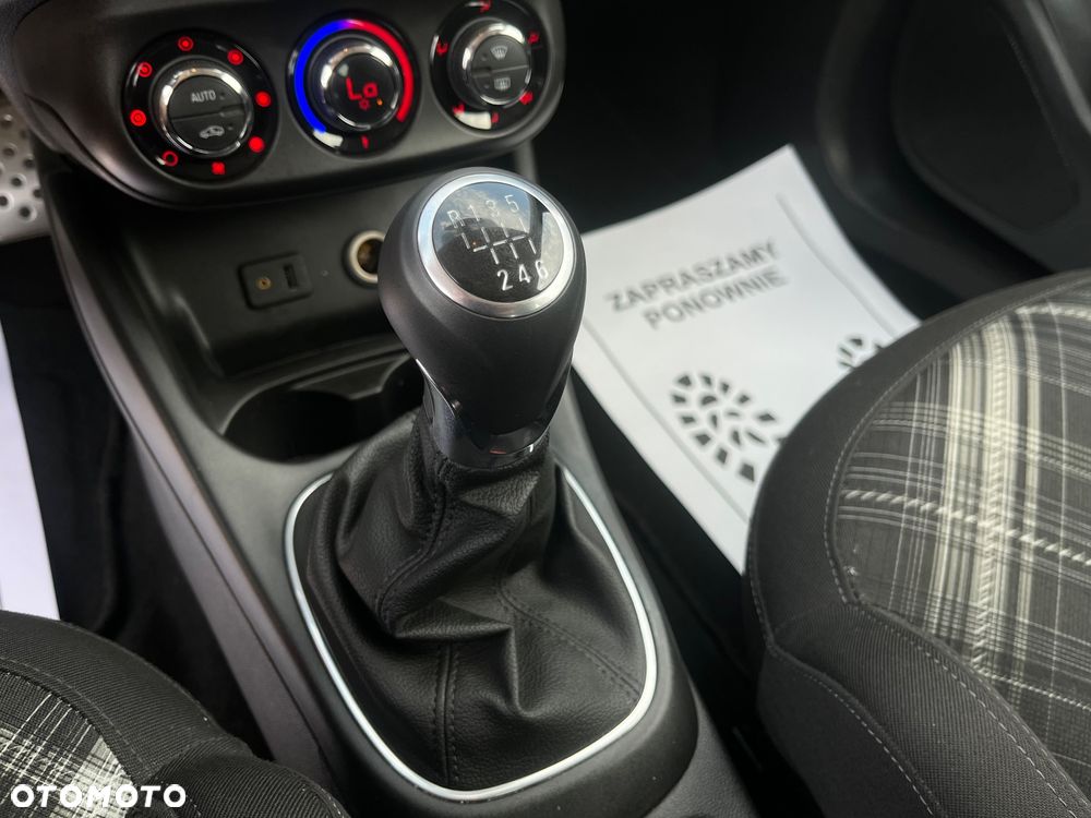 Opel Corsa 1.4 T Enjoy S&S - 18