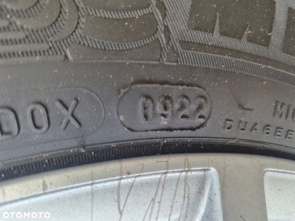 Kia Rio - 25
