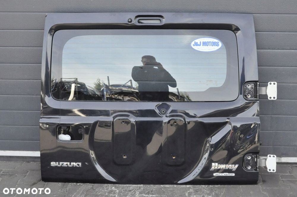 SUZUKI JIMNY IV KLAPA BAGAŻNIKA TYŁ SZYBA ZAWIASY 23R - 1