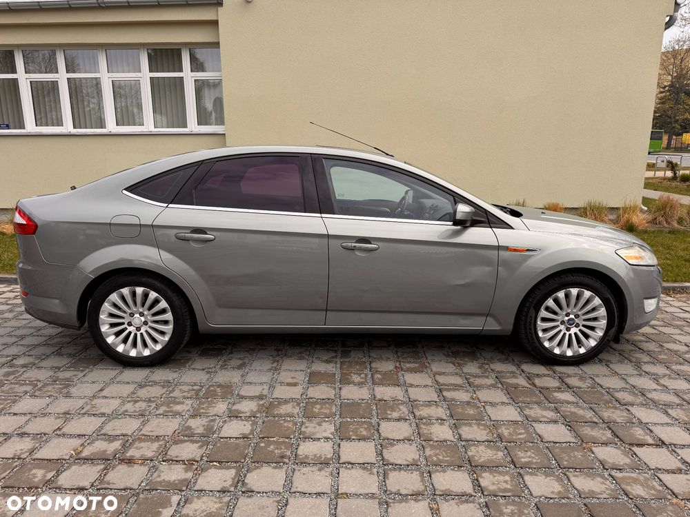 Ford Mondeo 2.0 TDCi Titanium - 12