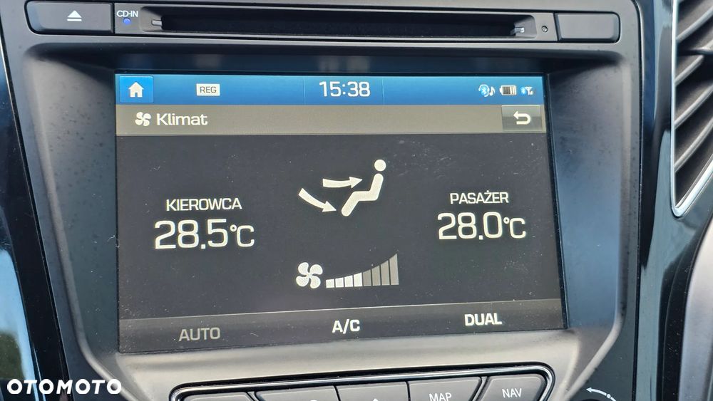 Hyundai i40 Kombi 1.7 CRDi DCT Premium - 19