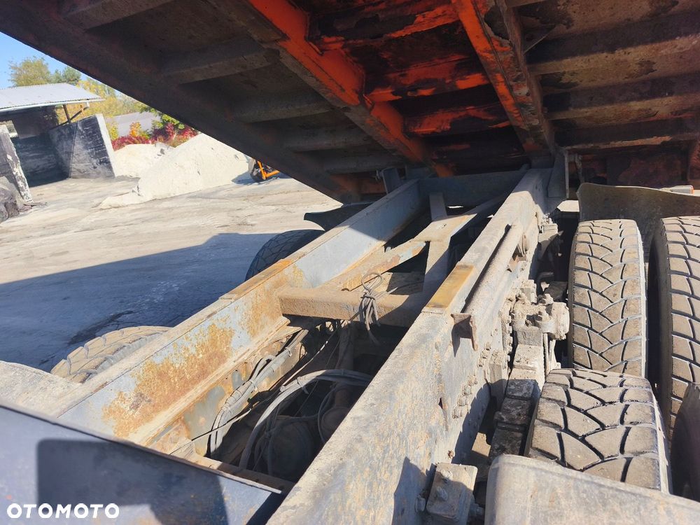 DAF Cf 85.380 - 32