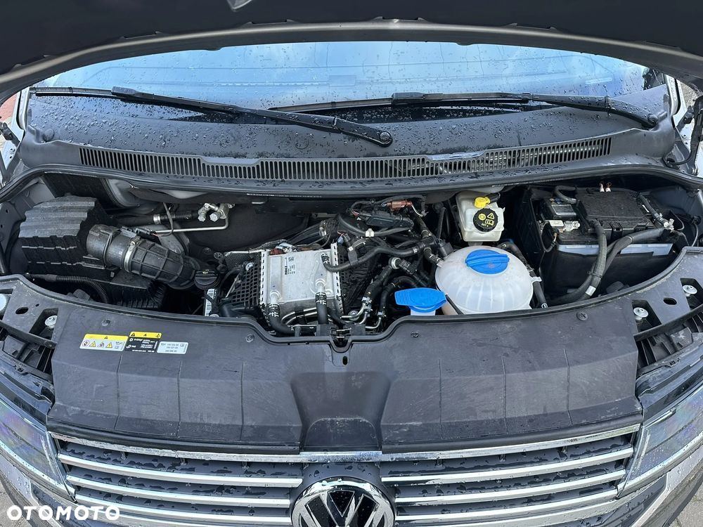 Volkswagen Caravelle 6.1 2.0 TDI L2 Trendline DSG - 11