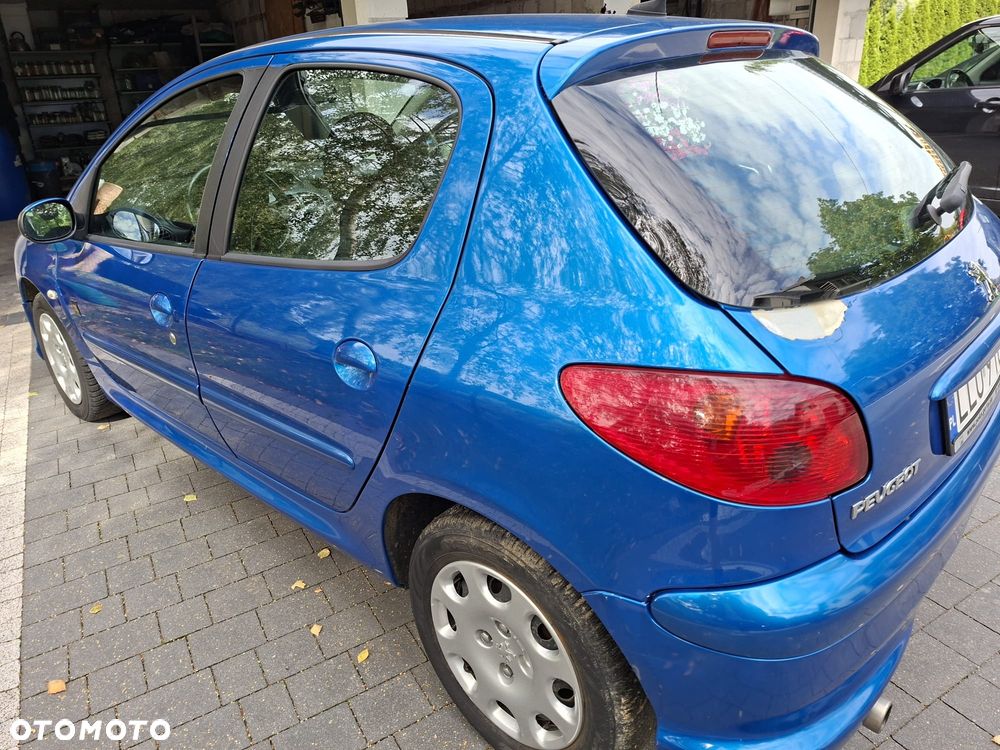 Peugeot 206 2006 photo 3