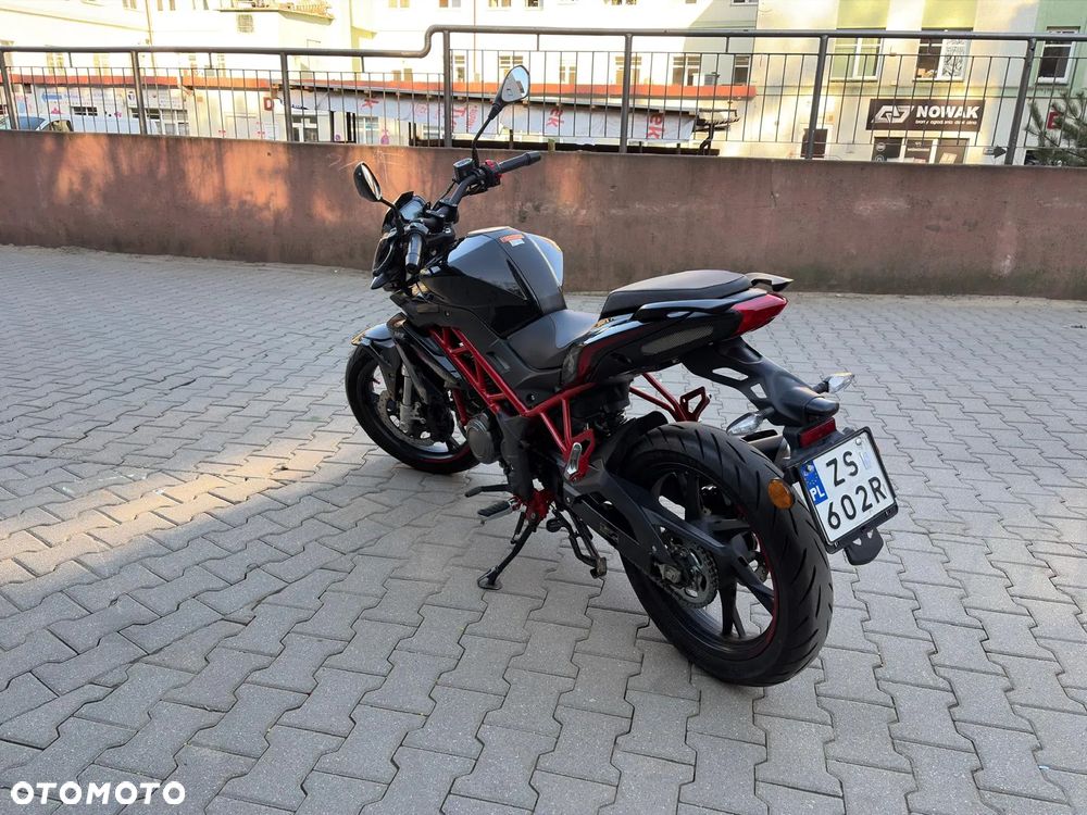 Benelli BN 125 - 4