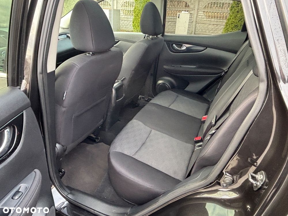 Nissan Qashqai 1.2 DIG-T Xtronic TEKNA+ - 38