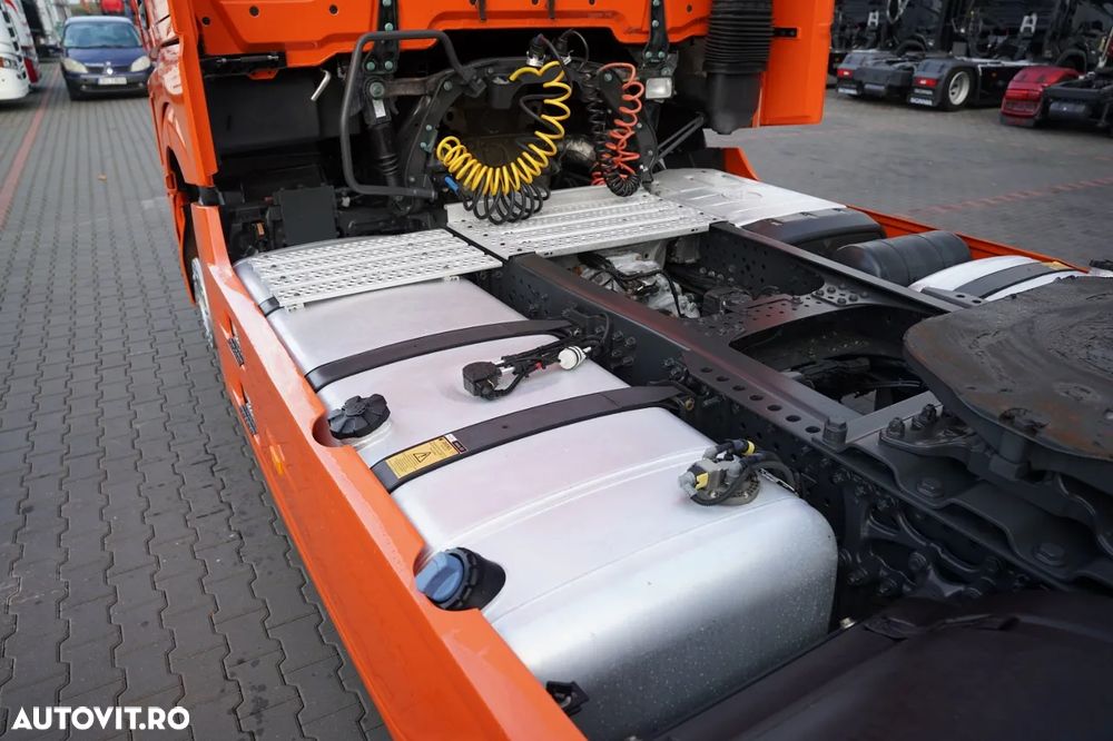 Mercedes-Benz ACTROS L 1848 / CABINĂ TIP „SALON” (CABINĂ DE LOCUIT) / STREAMSPACE / ANVELOPE 100% - 13