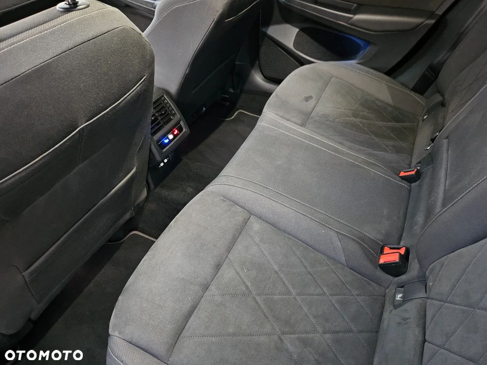 Volkswagen Golf Variant 2.0 TDI SCR DSG Style - 9